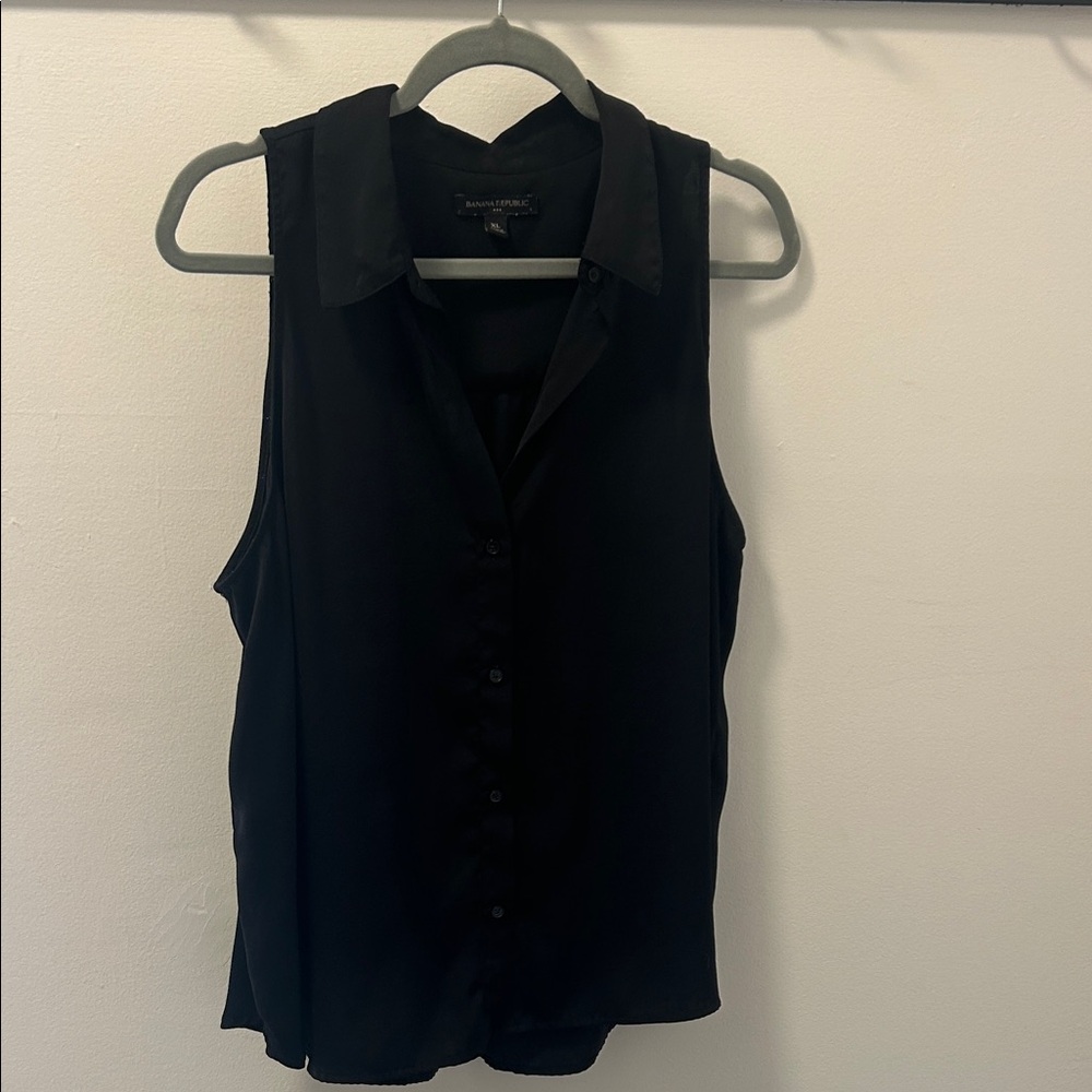 Banana Republic Black Sleeveless Blouse